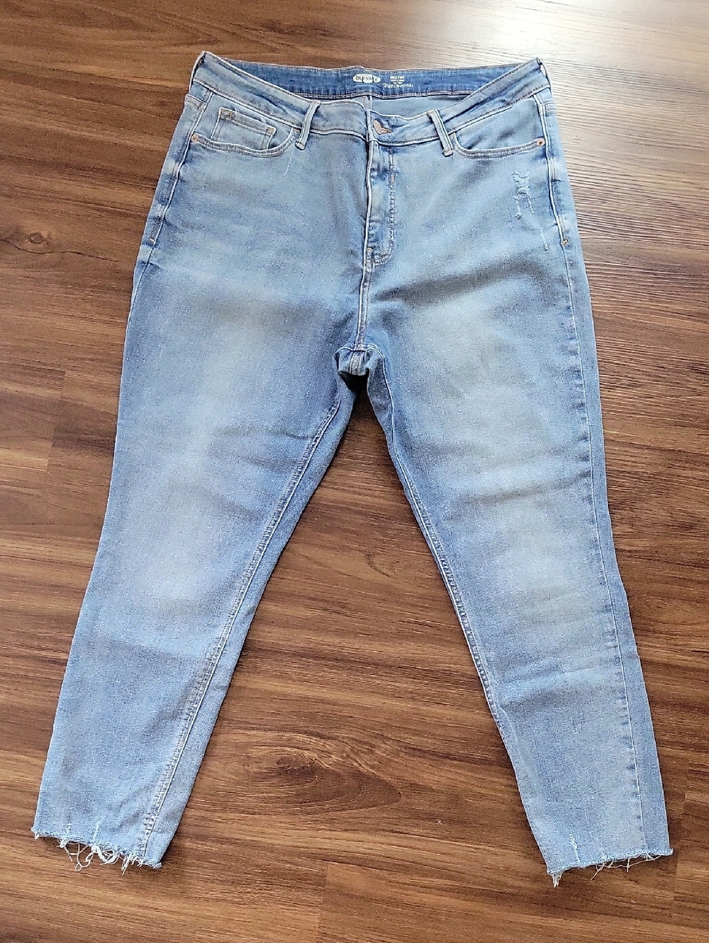 Old Navy Light Blue Ankle Crop Skinny Jeans